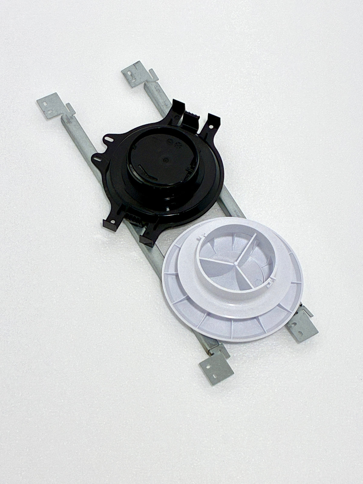 Rheia™ Flush Mount Ceiling Diffuser Assembly