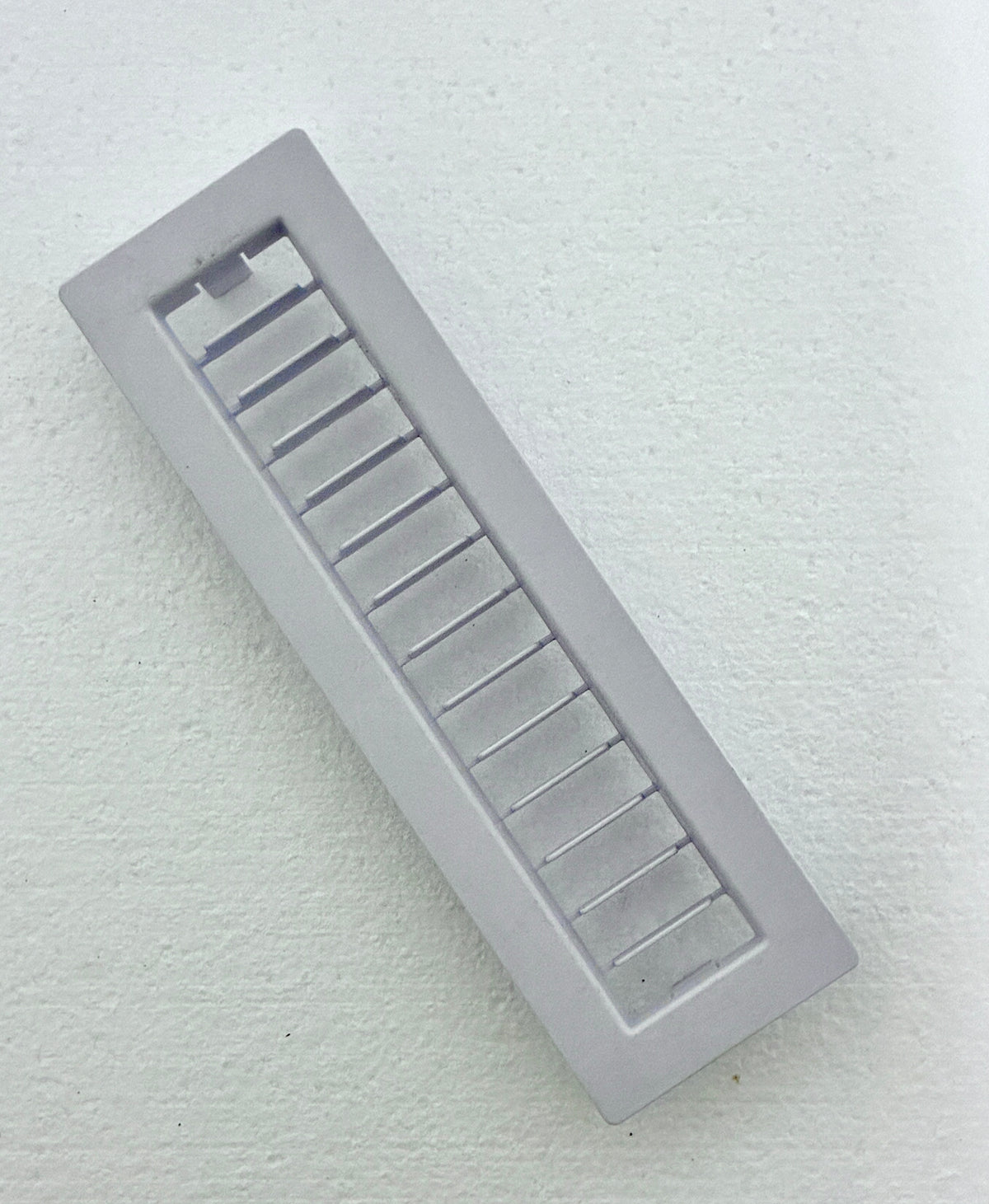 Rheia™ Metal Floor Diffuser — 4" x 10", White | Part #00-04-300